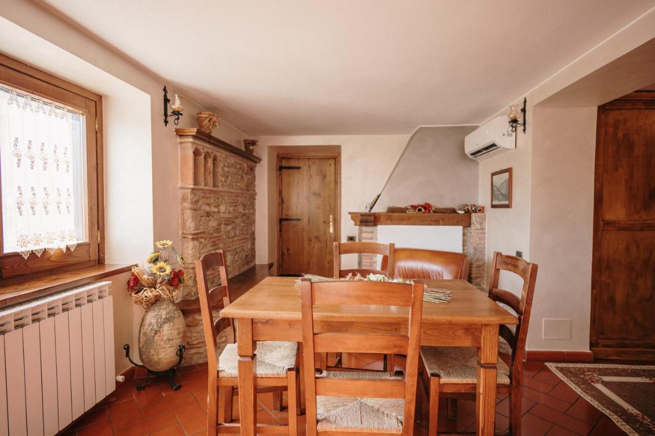Lago Del Turano - La Taverna Con Cucina Open Space E Free Wi-Fi Ascrea Kültér fotó