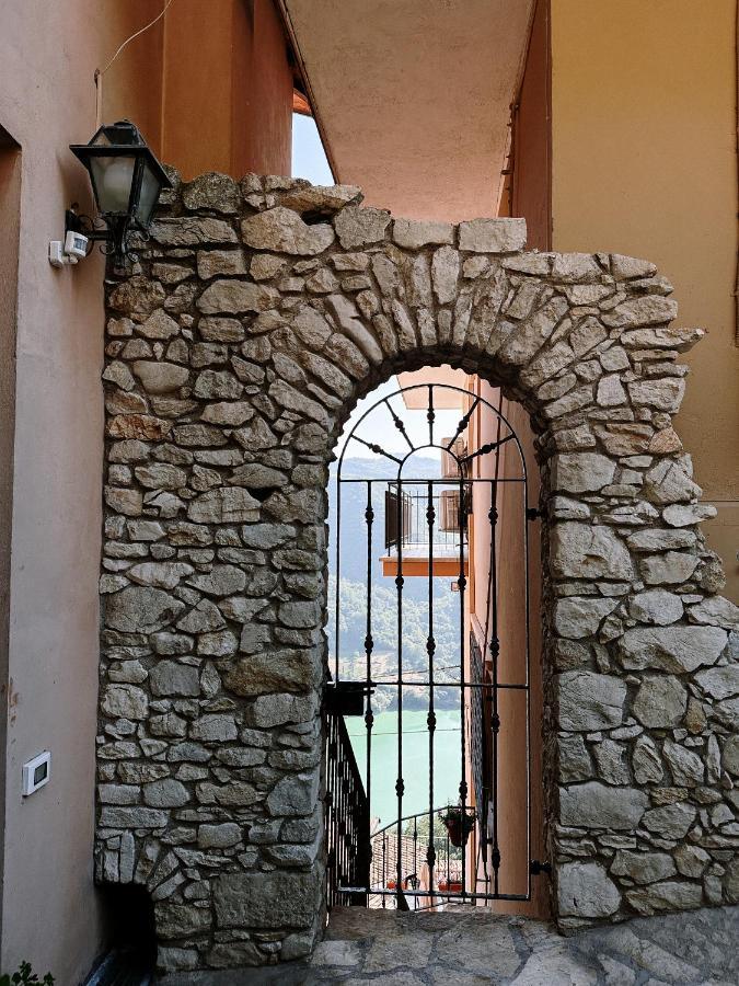 Lago Del Turano - La Taverna Con Cucina Open Space E Free Wi-Fi Ascrea Kültér fotó