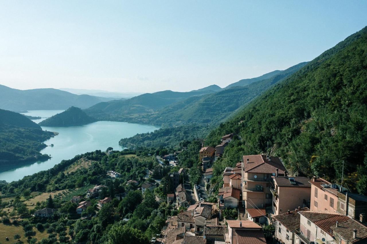 Lago Del Turano - La Taverna Con Cucina Open Space E Free Wi-Fi Ascrea Kültér fotó