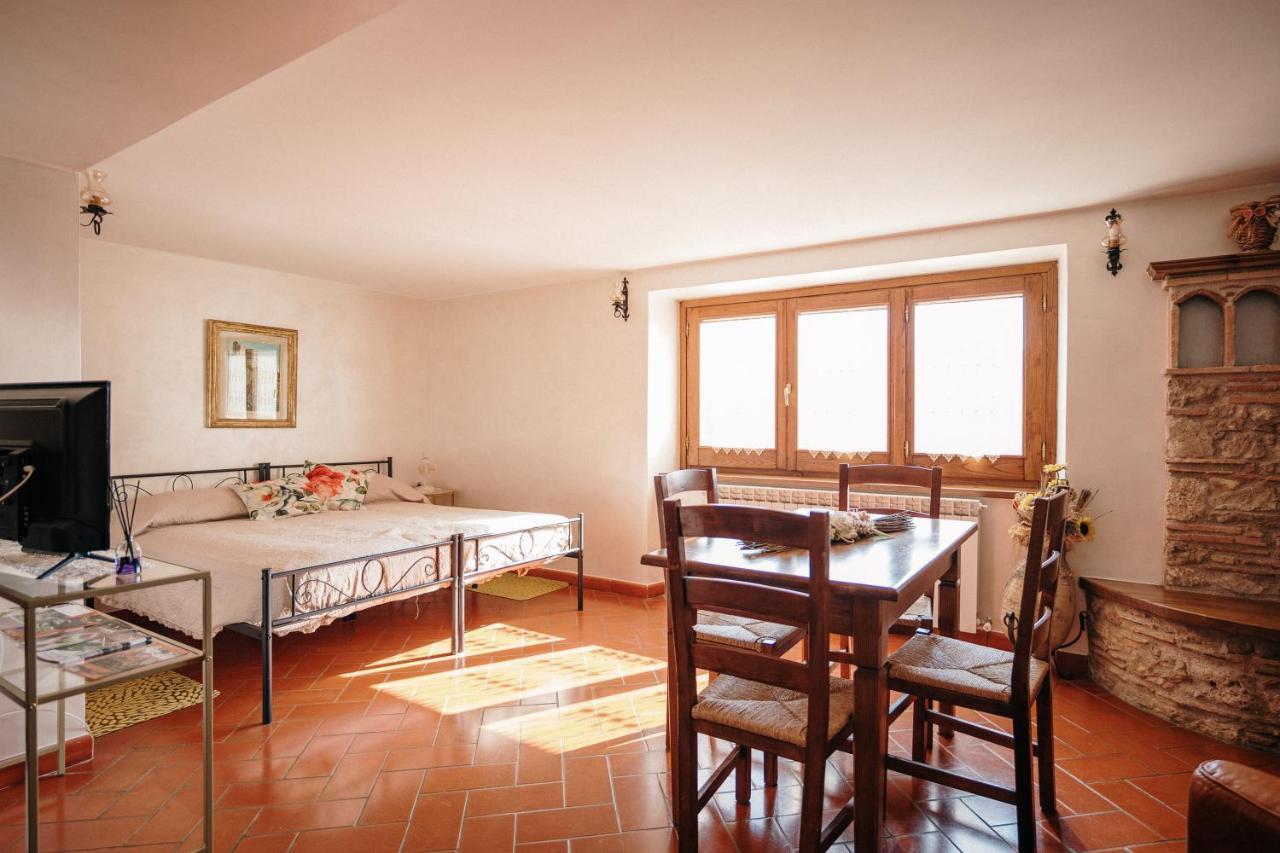 Lago Del Turano - La Taverna Con Cucina Open Space E Free Wi-Fi Ascrea Kültér fotó